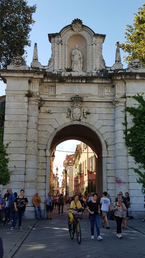 Sarzana'S Rooms 外观 照片