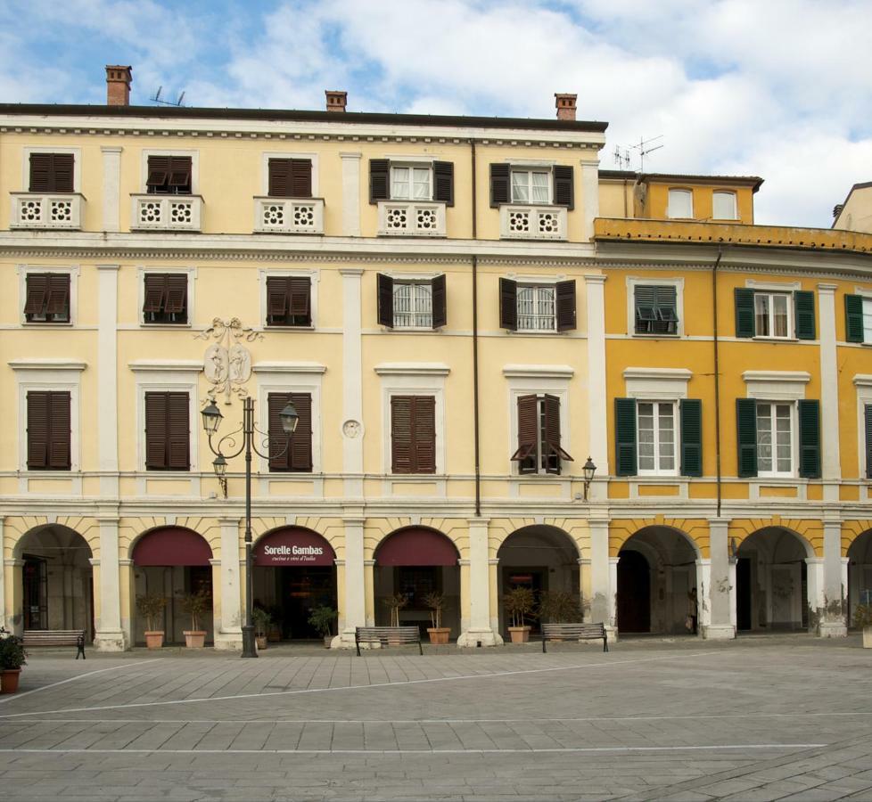 Sarzana'S Rooms 外观 照片